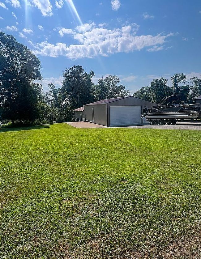 Photo of 150 Lakeview Cir, Nancy, KY