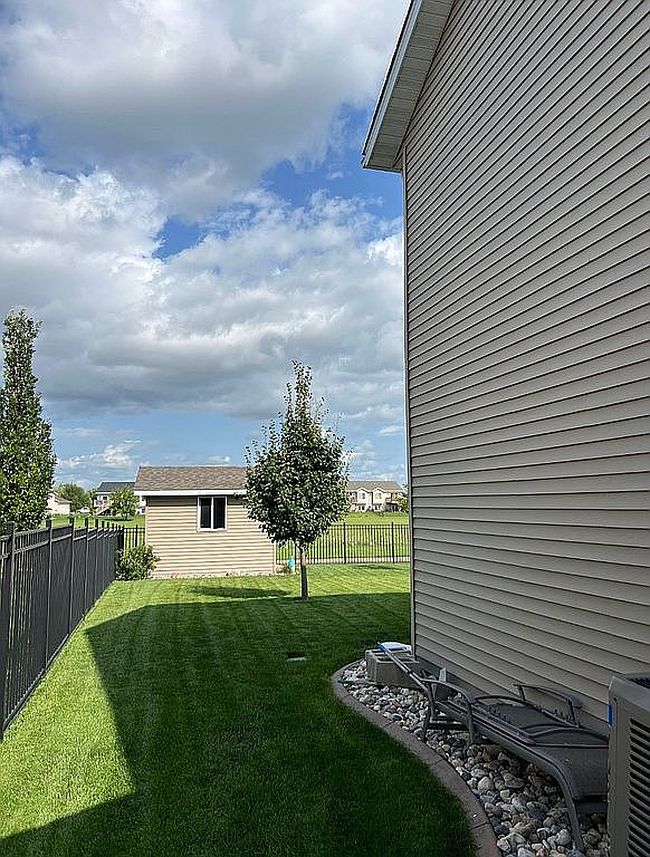 Additional photo 2 of property located at 3713 12th St W