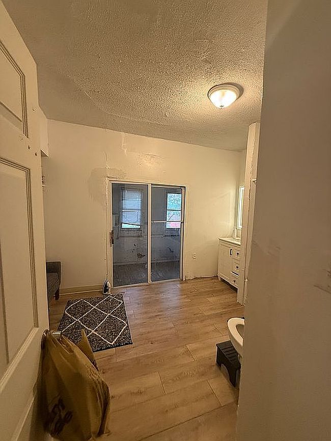 Photo of 520 North Ave, Wilkinsburg, PA