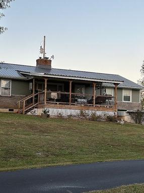 Preview of property located at 41 Perry Hill Dr