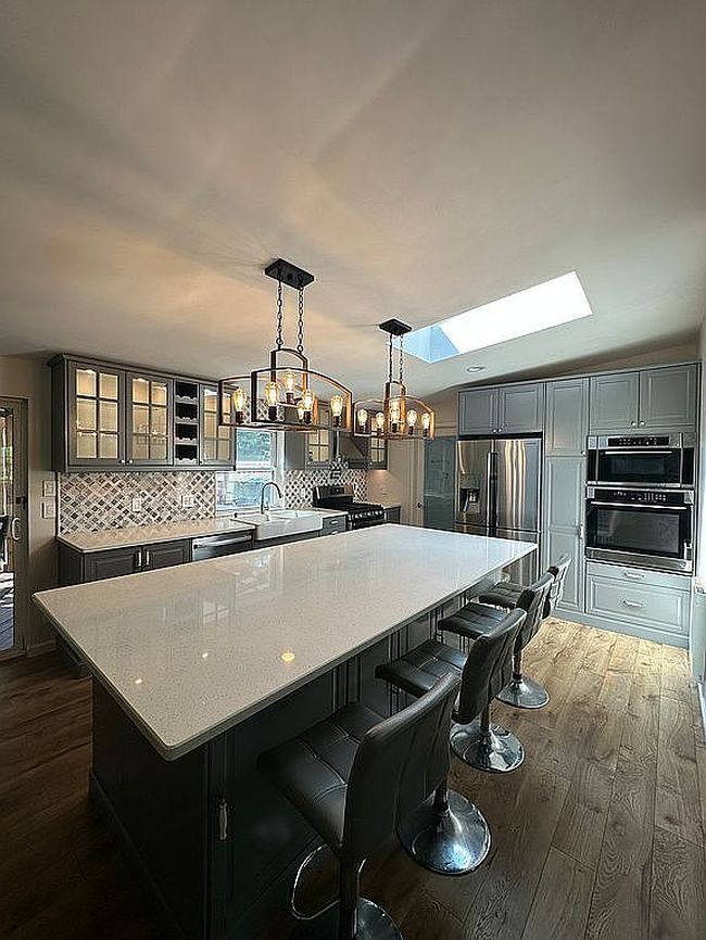 Photo of 154 Plum Ln, Dingmans Ferry, PA