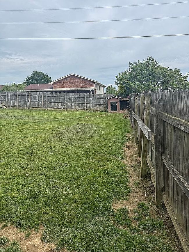 Image of 1018 Cardinal Dr