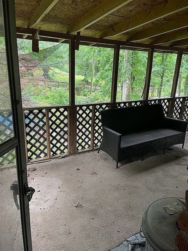 Image of 3836 Lakehurst Dr