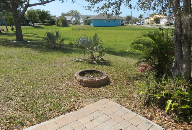 Image of 445 Rose Apple Cir