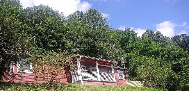 Photo of 142 Jenkinjones Mountain Rd