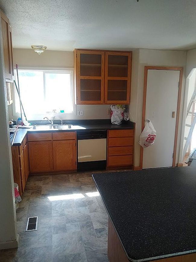 Photo of 747 Hat Mountain Rd, Alturas, CA