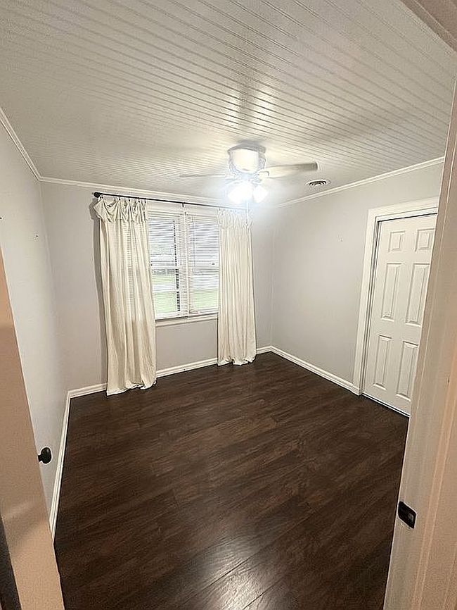 Preview of property located at 235 Oak St