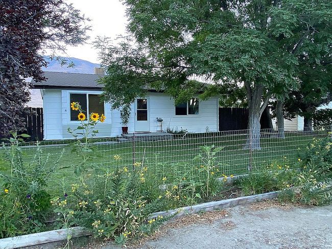 Photo of 67 White Mountain Dr, Bishop, CA