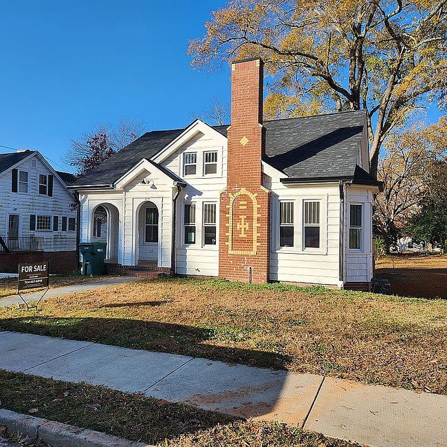 Preview of property located at 415 N 5th St
