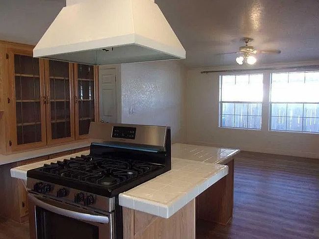 Image of 2488 W Wigwam Ave