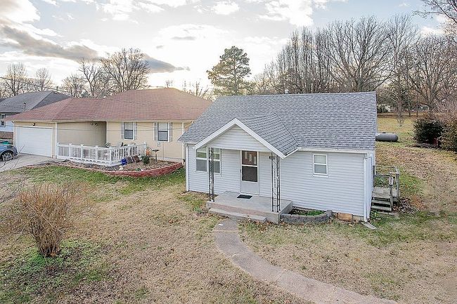 Photo of 3143 N National Ave, Springfield, MO