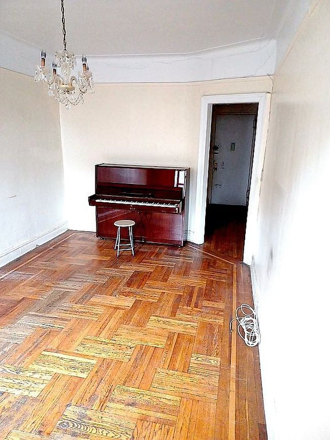 Photo of 3716 83rd St Apt 4B, Jackson Heights, NY