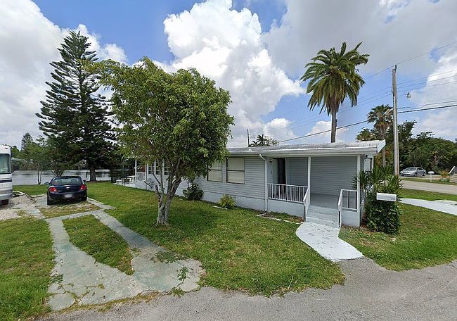 Preview of property located at 3100 Sw 24th St