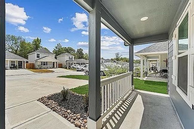 Photo of 16939 Marie Village Dr