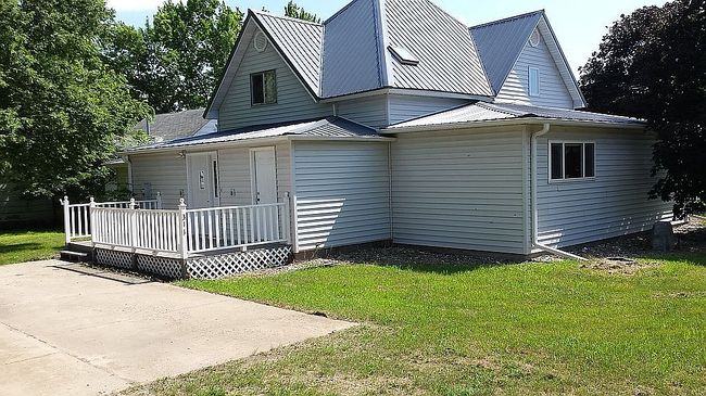 Photo of 311 2nd St, Wakonda, SD