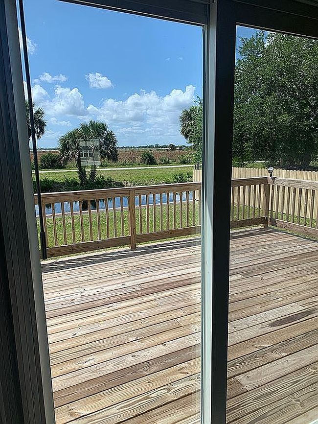 Image of 1121 Orange Loop