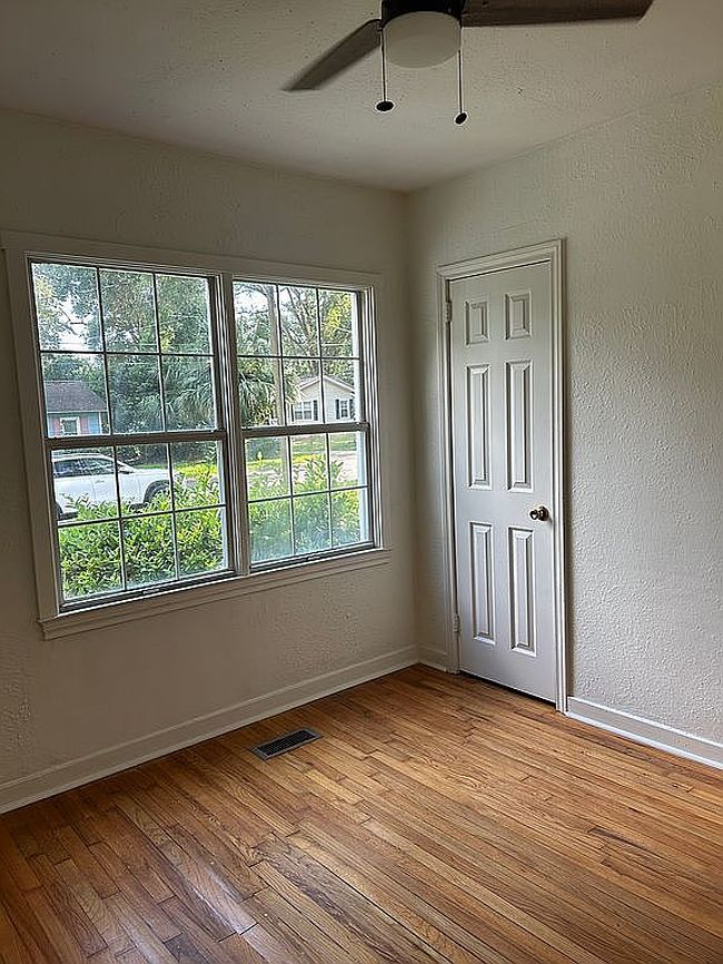 Photo of 702 Collins Dr, Tallahassee, FL