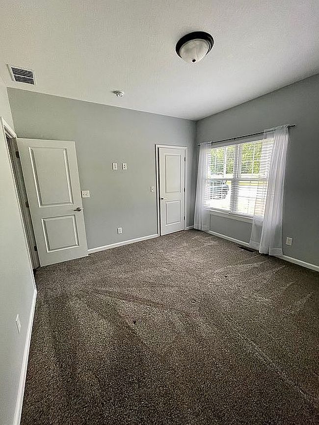 Photo of 2701 N County Road 1000 E, Seymour, IN
