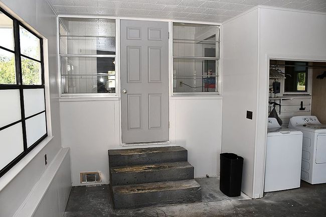 Image of 310 Sw Columbia Ave