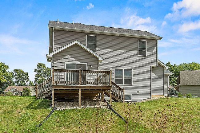 Photo of 2165 Lindenwood Ave, Warsaw, IN