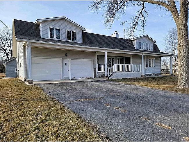 Image of 414 Center St