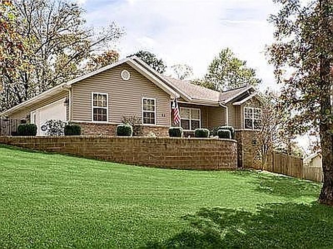 Photo of 13 Chudleigh Ln