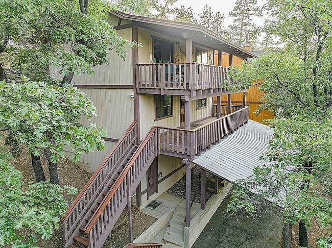 Photo of 1217 Minton Dr, Big Bear City, CA