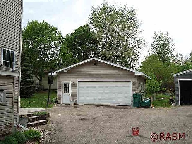 Image of 120 N 5th St