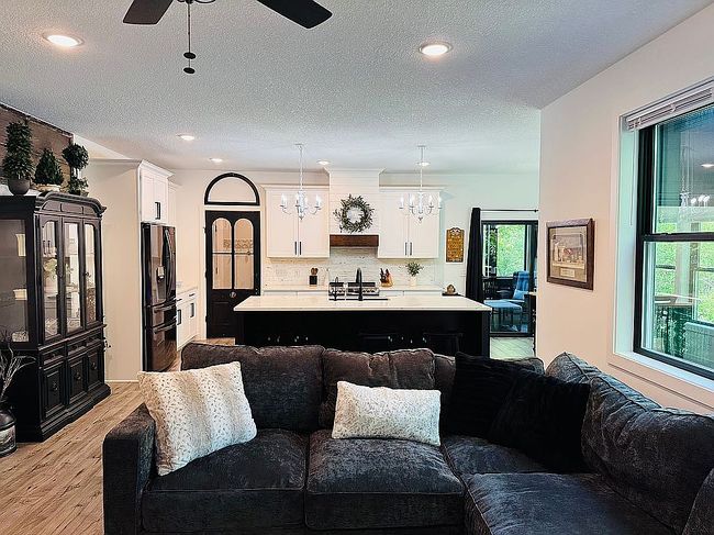 Image of 18020 Kenrick Ave