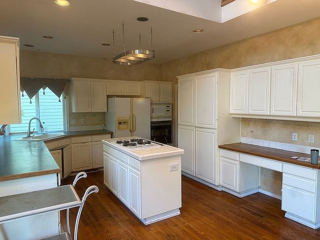 Photo of 28525 Sw Cascade Loop, Wilsonville, OR