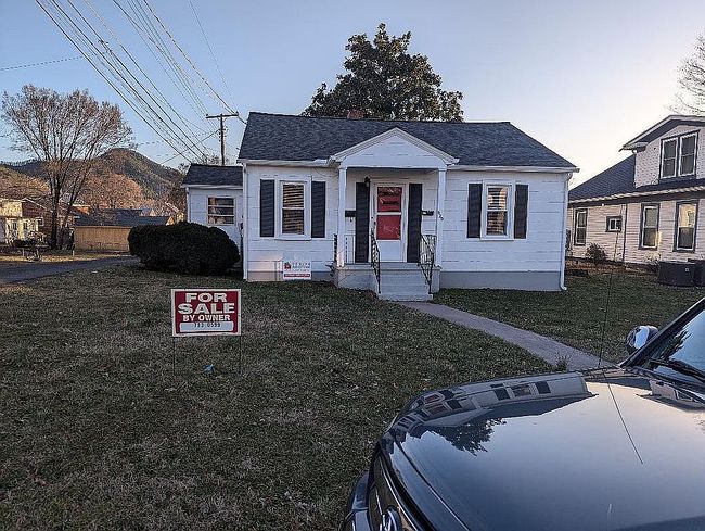 620 E 21st St, Buena Vista, VA