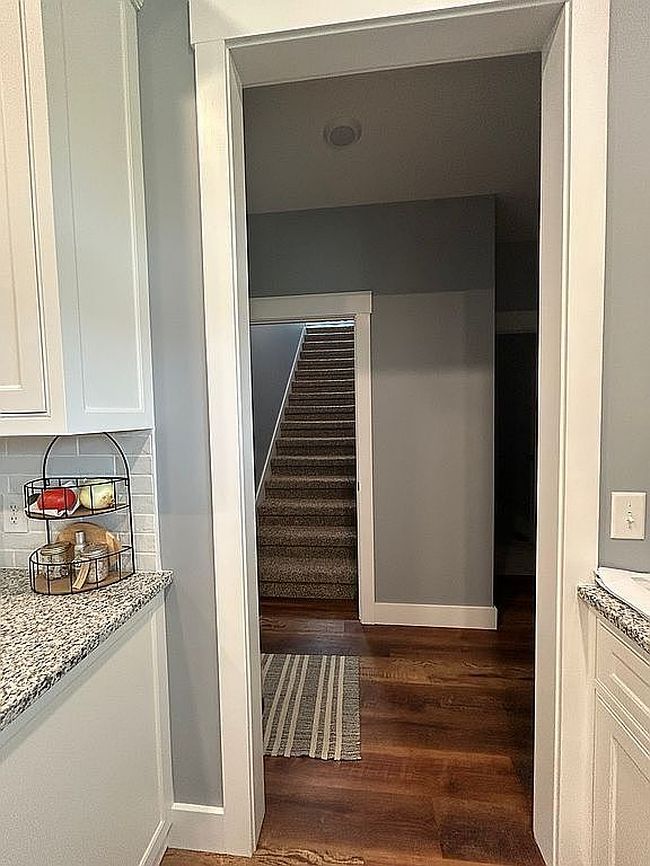 Image of 1225 Collins Ln