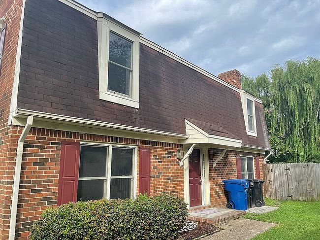 Preview of property located at 321 Boerum Ct