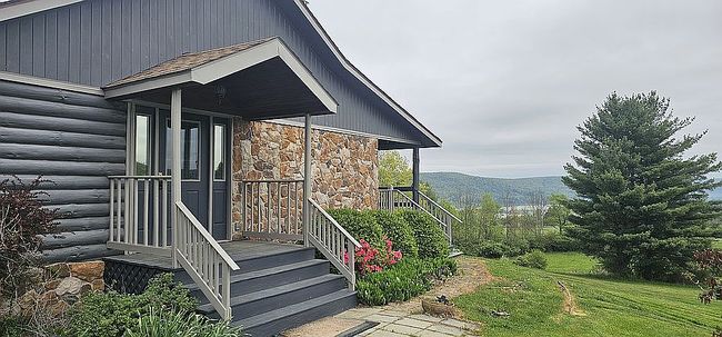 Photo of 34 Grandview Ln, Lawrenceville, PA