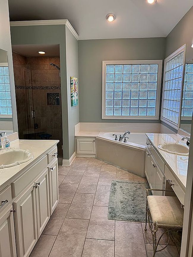 Image of 18497 Manchac Lake Dr