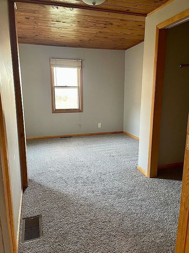 Photo of 6610 County Road Pb, Ishpeming, MI