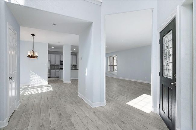 Additional photo 2 of property located at 90 Panterra Way