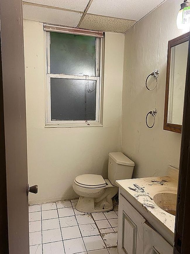 Image of 2230 Webster Ave