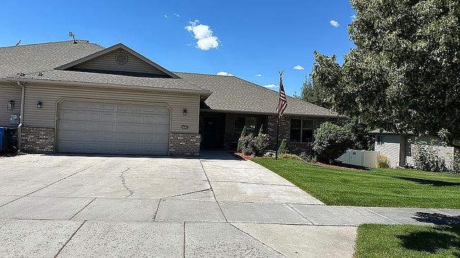 Photo of 614 Eaglewood Dr, Rexburg, ID