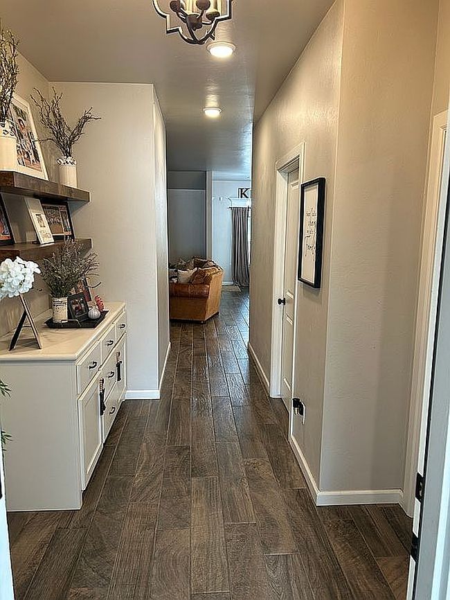 Photo of 908 Dahlia Ln, Noble, OK