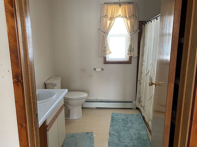 Image of 110 S 9th St