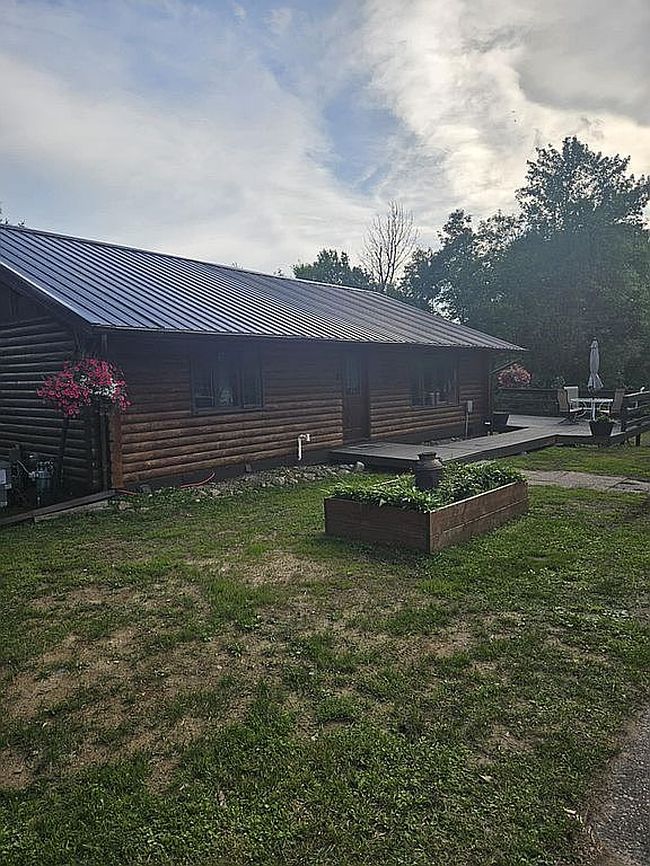 Photo of 33729 Crystal Springs Rd, Grand Rapids, MN