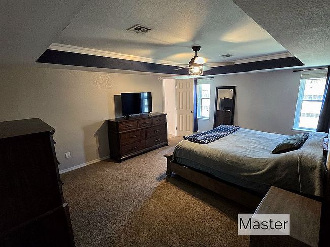 Additional photo 1 of property located at 605 Hayes St