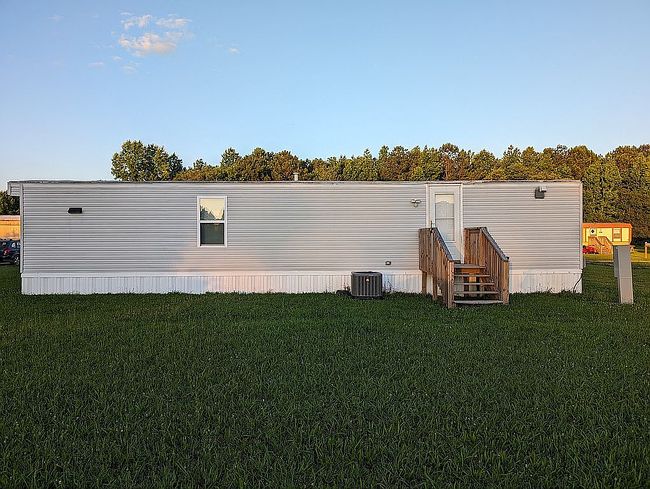 Photo of 152 Chris Byrd Dr, Toney, AL