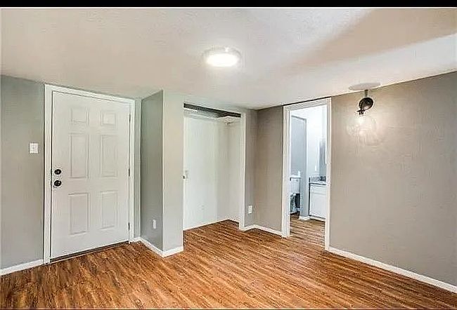 Preview of property located at 6008 Westridge Ln Apt 510