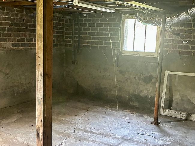 Photo of 405 N Maple St, Dana, IN