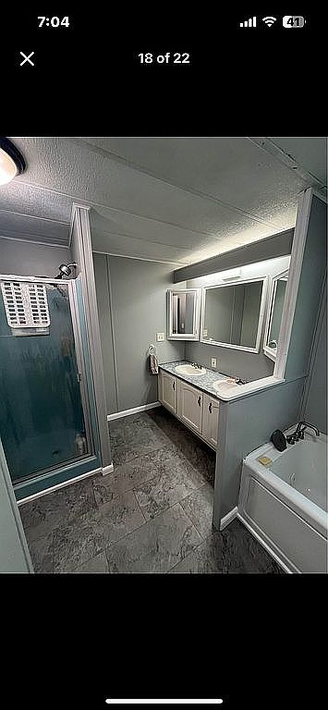 Photo of 6451 Biscayne Blvd W, Brighton, MI