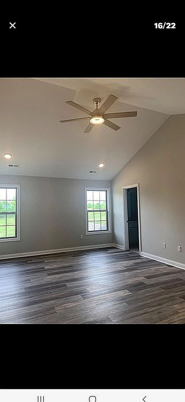 Additional photo 3 of property located at 196 Trillium Loop