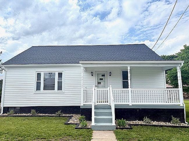 Photo of 108 Poplar Ave, Clearfield, PA