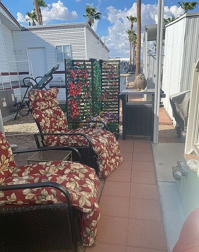 Additional photo 3 of property located at 400 N Plaza Dr #119